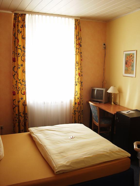 Hotel Faber - Haag Worms Bilik gambar